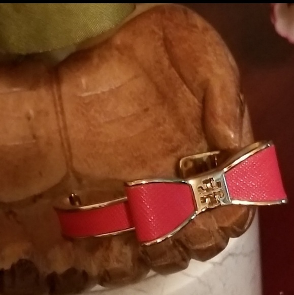 Tory Burch Cuff Bracelet - Picture 6 of 6